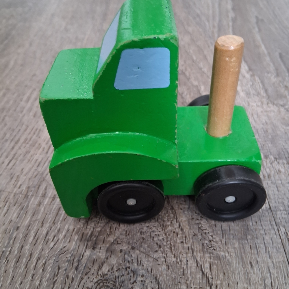 Melissa & Doug Green Wooden Toy Truck